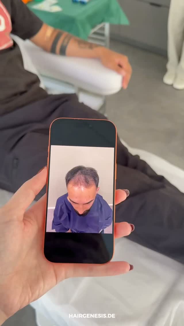 Vorher: ein Foto auf dem Handy. | Hair Genesis Mannheim